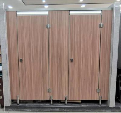 瀘州站-瀘州還在為衛(wèi)生間隔斷板&ldquo;容易&rdquo;損壞而發(fā)愁嗎?-瀘州華捷動(dòng)態(tài)