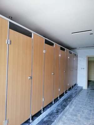 四川地區衛生間隔斷報價及選擇指南